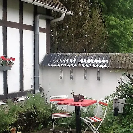 Au Paddock Du Bec Apartman Le Bec-Hellouin